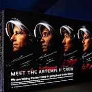 Artemis 2-besättningen på Space Center Houston.