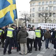 Bild från demonstrationen vid Norrmalmstorg.