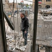 Ett bostadshus i Teheran som träffats i ett israelisk-amerikanskt luftangrepp.