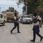 Poliser i Port-au-Prince.