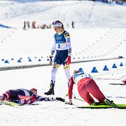 Ebba Andersson hade pustat ut ett bra tag innan övriga åkare kämpade sig i mål.