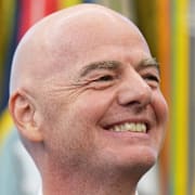 I en intervju med Sky News uppgav Fifas president Gianni Infantino att förbudet mot Rysslands deltagande i VM borde upphävas.