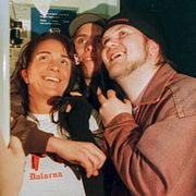 Sofia Eriksson har fångat Hjalle och Heavy i en telefonkiosk på Lugnet i Falun. Arkivbild.