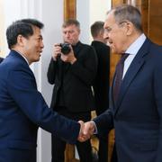  Sergej Lavrov och Li Hui. Bild från ryska utrikesdepartementet. 