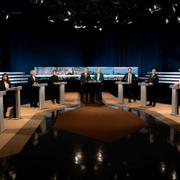 Partiledarna redo i studion inför söndagskvällens partiledardebatt i SVT:s Agenda.