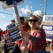 Arkivbild. UAW-anslutna vid förra strejken.