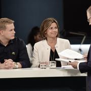 Gustav Fridolin och Isabella Lövin i SVT:s studio.