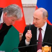 Dmitrij Peskov och Vladimir Putin.