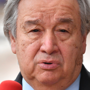 Rök över Khartum/António Guterres .