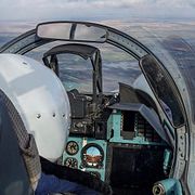 Bild tagen från cockpit i ett ryskt SU-30-jaktplan, samma sort som kränkte Estlands luftrum.