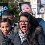 Rashida Tlaib kräver eldupphör i Gaza under en demonstration i december förra året.