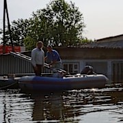 Den kollapsade dammen har orsakat stora översvämningar. ALEXANDER ERMOCHENKO / Ritzau Scanpix