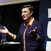 Arkivbild: RFSL:s vikarierande generalsekreterare Felix König och förbundsordförande Lovise Brade.