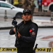 Turkisk polis i samband med en explosion i Ankara 1 oktober. 