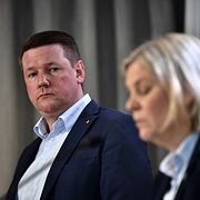 Socialdemokraternas partiledare Magdalena Andersson och partisekreterare Tobias Baudin.