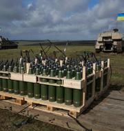 Ammunition under en övning för ukrainska soldater i Storbritannien. Kin Cheung / AP