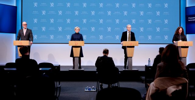 Statsminister Jonas Gahr Støre näst längst till höger. Beate Oma Dahle / NTB