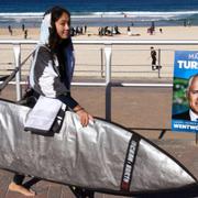 Valaffisch utanför vallokal i Sydneyförorten Bondi Beach.