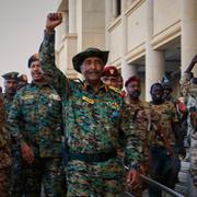 Arkivbild på Sudans militärchef, general Abdel-Fattah Burhan, som varit de facto ledare för landet sedan 2019.