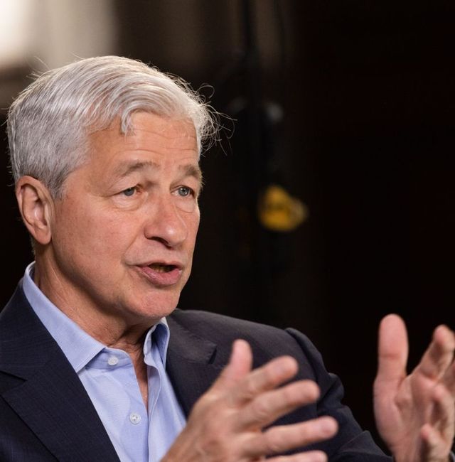 JPMorgan Chase CEO Jamie Dimon warned last month that an economic “hurricane” was coming. Things are looking better now. Chris Ratcliffe / Bloomberg