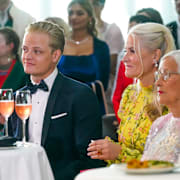 Mette-Marit tillsammans med sin son Marius Borg Høiby. 