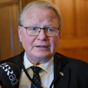 Peter Hultqvist (S) kommenterar  svensk försvarsförmåga kopplat till havsbaserad vindkraft.