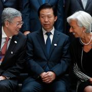 Arkivbild: Kinas centralbankschef Zhou Xiaochuan, finansminister Xiao Jie samt Internationella valutafonden IMF:s chef Christine Lagarde. 