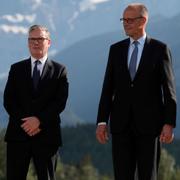 Storbritanniens Keir Starmer, Tysklands Friedrich Merz, och EU-kommissionens ordförande Ursula von der Leyen vid G7-mötet i Kanada.