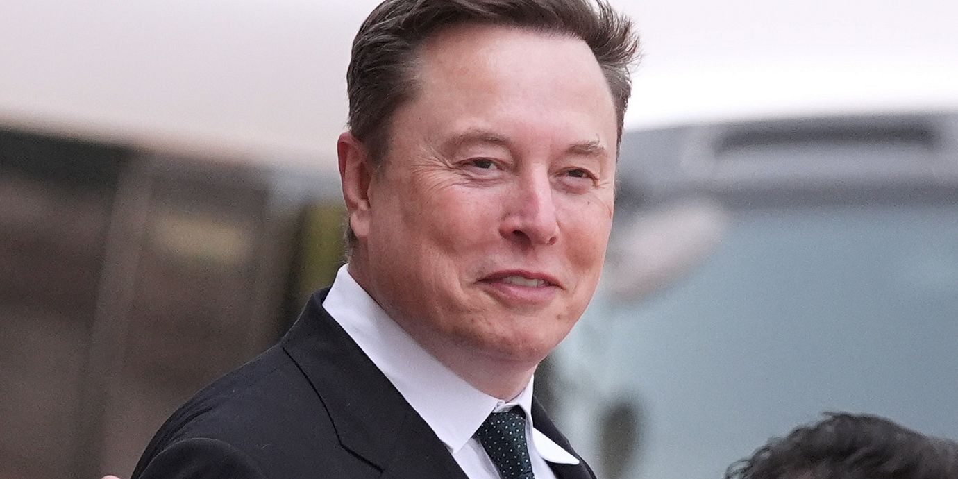  Elon Musk.