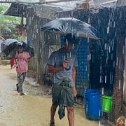 Människor i ett läger för rohingyaflyktingar den 7 juli.