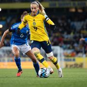 Kosovare Asllani under Nations Legue-mötet mot Italien.