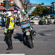 Poliser i centrala Malmö.