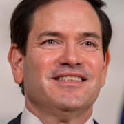 Danmarks, USA:s och Grönlands utrikesministrar Lars Løkke Rasmussen, Marco Rubio och Vivian Motzfeldt. 