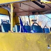 Skärmdump från Oleksandr Hanzjas Telegram, där han publicerat en bild på den skadade bussen.