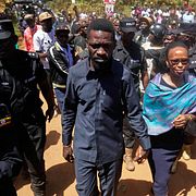Bobi Wine under presidentvalet i januari. Museveni vann en jordskredsseger, men valresultatet har ifrågasatts av oppositionen.