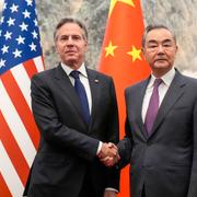 Kinas utrikesminister Wang Yi och USA:s tidigare utrikesminister Antony Blinken.