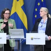 Migrationsminister Maria Malmer Stenergard och Camilla Mårtensen, arbetsmarknadspolitisk talesperson (L).