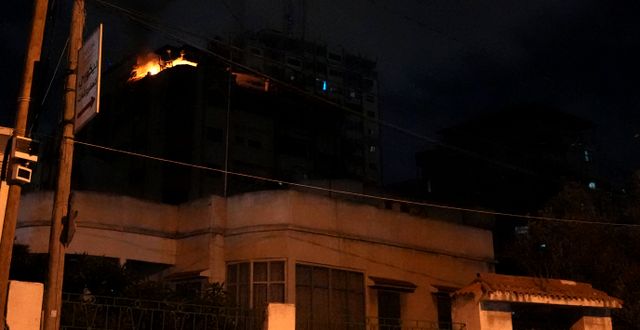 Brand efter Israels flygattack. Adel Hana / AP