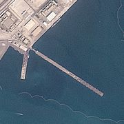 Satellitbild från Plant Labs som visar den amerikanska flottbasen i Bahrain som ska ha skadats i Irans vedergällningsattack.