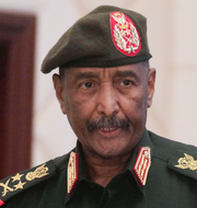 Arméns general Abdel Fattah al-Burhan och paramilitära RSF:s general Mohamed Hamdan Dagalo. TT