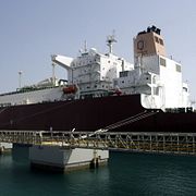 LNG-fartyg i hamnen i Ras Laffan utanför Doha. Arkivbild.