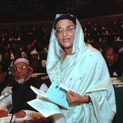 När Sheikh Hasina först kom till makten räknades hon som en frihets- och demokratikämpe. I dag har synen på hennes politik skiftat totalt. Hasina i parlamentet i Dhaka 1996.