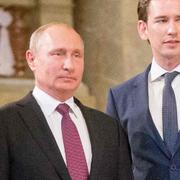 Presidenten Alexander Van der Bellen och Sabine Haag, direktör för Konsthistoriska museet i Wien. Vladimir Putin och Sebastian Kurz. 