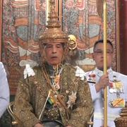 Maha Vajiralongkorn under kröningsceremonin. 