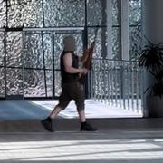 Den misstänkte 22-årige gärningsmannen.