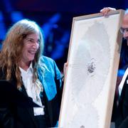 Arkivbild. Patti Smith Polar Music Prize av kung Carl Gustaf, 2011.