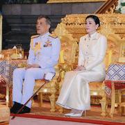 Maha Vajiralongkorn och hans hustru Suthida.