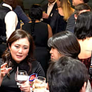 After work med konstorsarbetare i Schaumburg i USA, illustrationsbild.