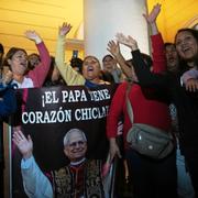 Människor i stiftet Chiclayo i Peru firar valet av den nya påven.