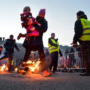 Eldfesten Kungsträdgården i Stockholm 2015.  Eldfesten eller Chaharshanbeh Soori som den heter på persiska, är en kulturell högtid som har nära anknytning till det persiska nyåret.